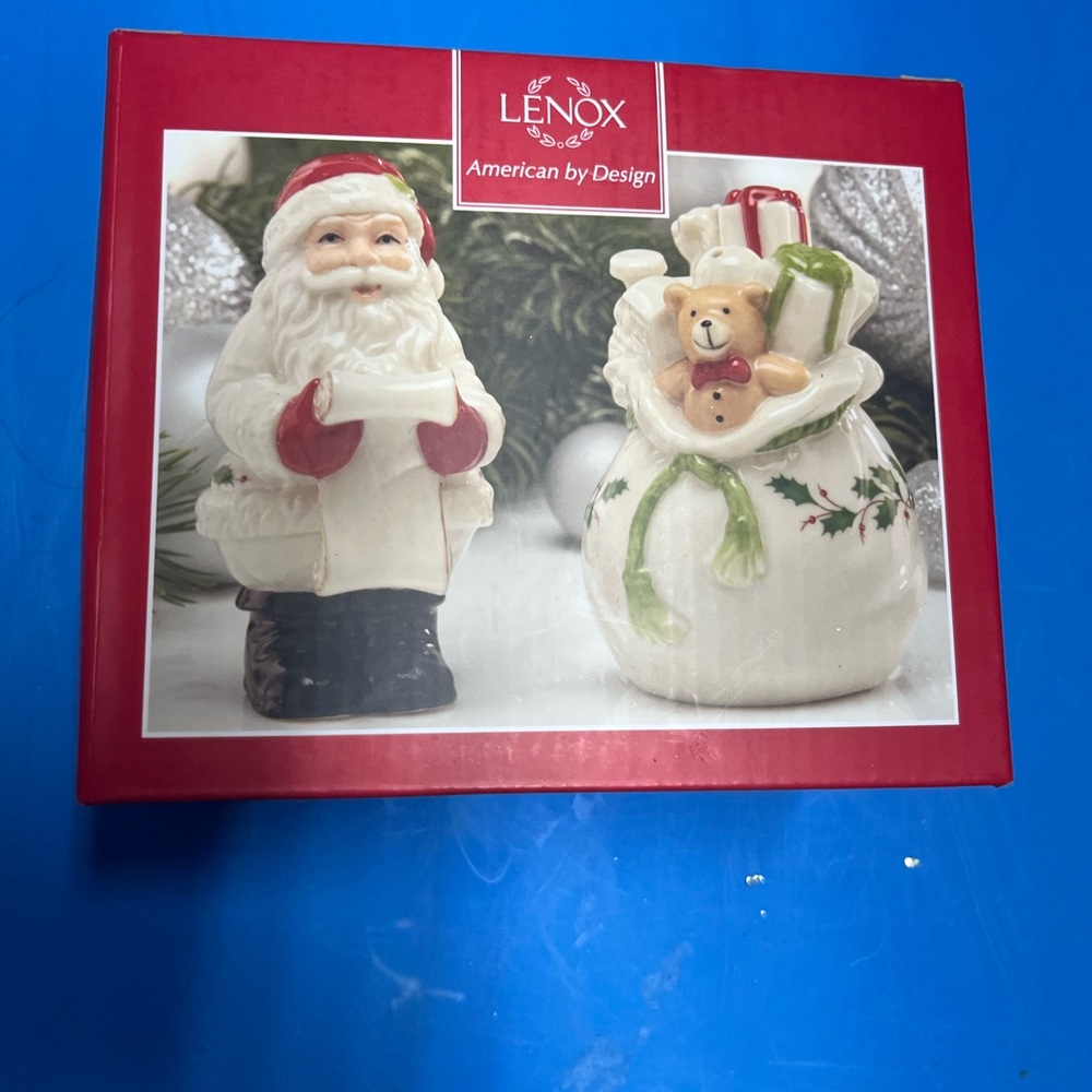 Lenox Festive Santa and Gift Bag Set - Red, White, Green